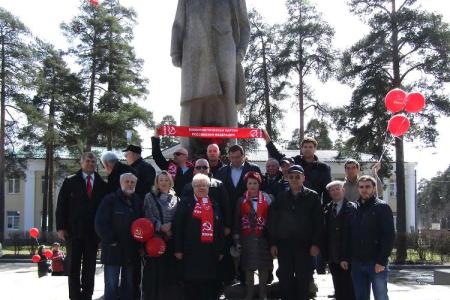 Ленинградская область: В первомайском строю