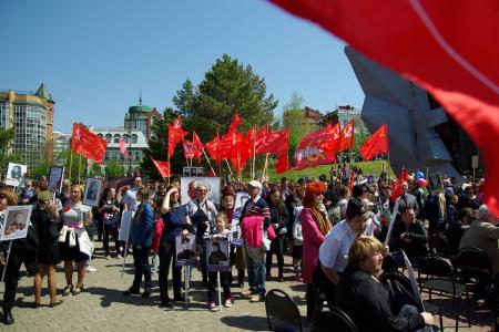 Хабаровский край. День Победы в красном цвете