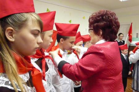 Рязанская область. Сасовские коммунисты провели торжественный приём в пионерскую организацию