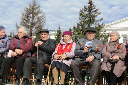 Курганские  коммунисты провели серию мероприятий, посвященных Великой Победе
