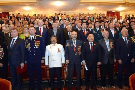 ​Коммунисты Тувинского рескома КПРФ приняли участие в торжественном вечере, посвящённом Дню Победы