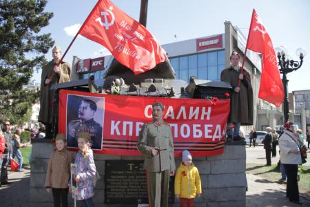Барнаульские коммунисты приняли участие в мероприятиях, посвященных Дню Победы