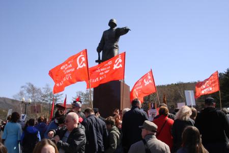 Коммунисты Южно-Сахалинска приняли участие в праздновании Дня Победы