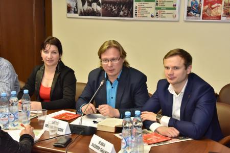 Г.А. Зюганов: Социальная сущность государства раскрывается в заботе о будущем поколении