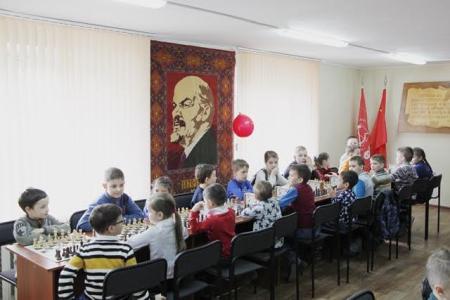 Республика Татарстан. Победителям шахматного турнира в Нижнекамске вручены Кубок, дипломы и медали