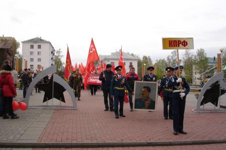 Чебоксарские коммунисты достойно отметили 72-ю годовщину Победы советского народа над фашистской Германией в Великой Отечественной войне 1941–1945 годов