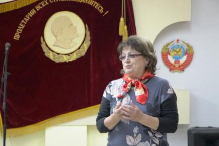Саратовский обком КПРФ провел прием в пионеры