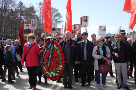 Коммунисты Южно-Сахалинска приняли участие в праздновании Дня Победы