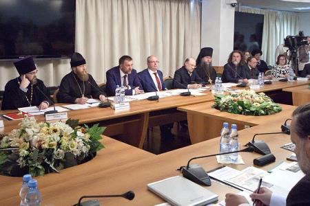 Сергей Гаврилов: «Межфракционная депутатская группа Госдумы по защите христианских ценностей объединяет парламентариев, решает задачи во благо России»