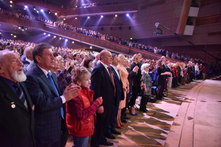 Г.А. Зюганов принял участие в праздничном концерте "Будем жить!" в Большом Кремлевском дворце