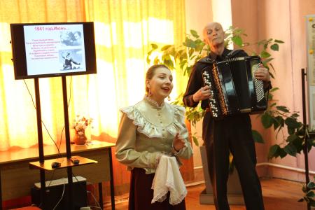 Депутаты-коммунисты Рязанской гордумы поздравили ветеранов войны и труда с приближающейся годовщиной Великой Победы