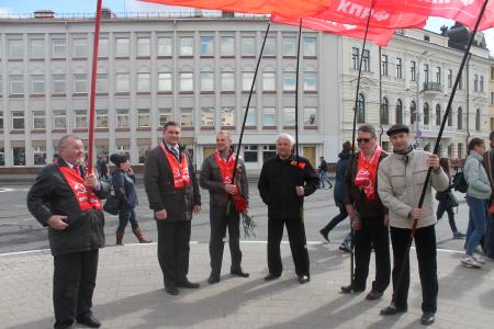Псковское областное отделение КПРФ приняло участие в праздновании Дня Победы