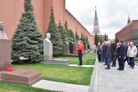 "Взвейтесь кострами синие ночи". Концерт в Колонном зале Дома Союзов, посвященный 95-летию пионерии