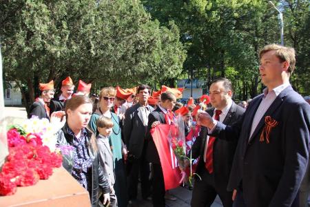 Республика Крым. В Симферополе прошла торжественная линейка в честь 95-летия пионерии