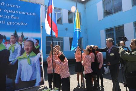 Тувинские коммунисты побывали на республиканском пионерском слете
