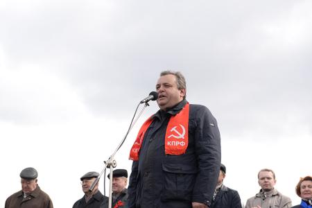 Новосибирские коммунисты приняли участие в общегородском праздновании 1 мая 