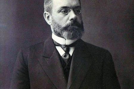 Проект KPRF.RU "Хроника революции". 12 мая 1917 года: В Петрограде проходит заседание делегатов с фронта, завершает работу VII (апрельская) Всероссийская Конференция РСДРП(б)