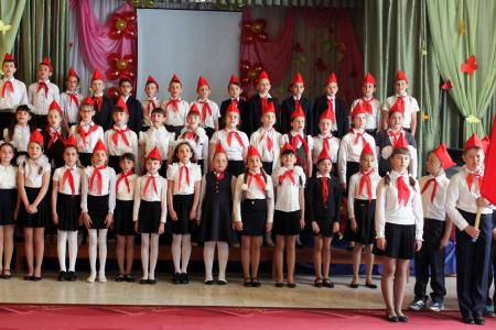 Оренбургская область. Пионерская дружина имени Героя Социалистического труда А.П. Осокиной в Сорочинске пополнила свои ряды