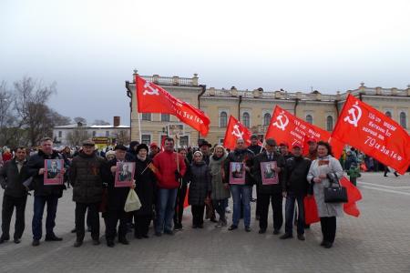 Вологодские коммунисты приняли участие в шествии «Бессмертного полка»