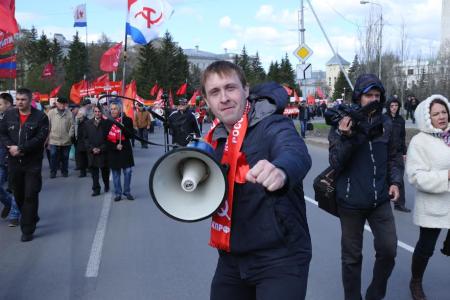 В Омске прошли праздничная демонстрация и митинг, посвященные Международному дню солидарности трудящихся