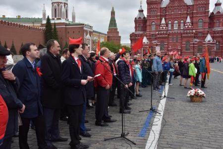 "Взвейтесь кострами синие ночи". Концерт в Колонном зале Дома Союзов, посвященный 95-летию пионерии
