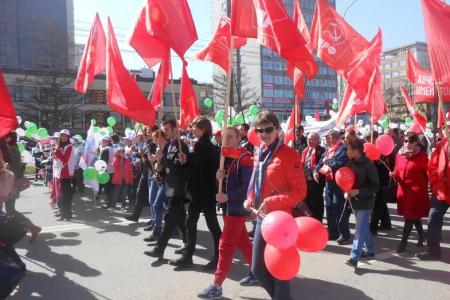 Пермские коммунисты встречают Первомай
