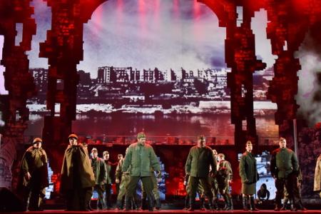 Г.А. Зюганов принял участие в праздничном концерте "Будем жить!" в Большом Кремлевском дворце