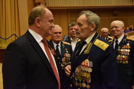 Г.А. Зюганов принял участие в праздничном концерте "Будем жить!" в Большом Кремлевском дворце