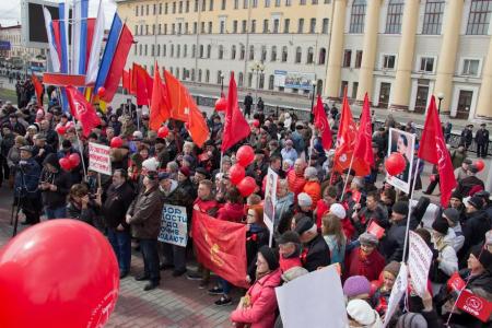 «Мир, труд, социализм!». Коммунисты Томской области отметили День международной солидарности трудящихся