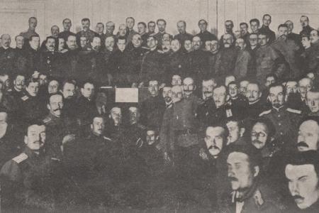 Проект KPRF.RU "Хроника революции". 21 мая 1917 года: Продовольственный Съезд поддержал закон о хлебной монополии, открылся Всероссийский Съезд офицерских депутатов