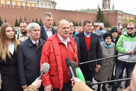 "Взвейтесь кострами синие ночи". Концерт в Колонном зале Дома Союзов, посвященный 95-летию пионерии