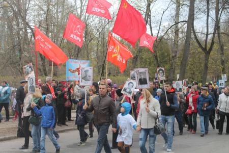 Псковское областное отделение КПРФ приняло участие в праздновании Дня Победы