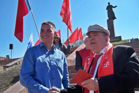 «Да здравствует 1 мая!» В Казани прошёл митинг регионального отделения КПРФ