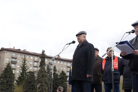 Новосибирские коммунисты приняли участие в общегородском праздновании 1 мая 