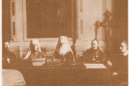 Проект KPRF.RU "Хроника революции". 13 мая 1917 года: Военный и морской министр Гучков подал в отставку, вышел первый номер газеты "Окопная Правда"