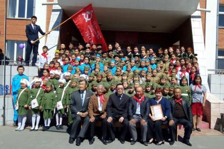 Из искры возгорится пламя! День пионерии в Туве