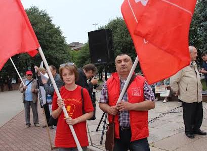 Калининград. Коммунисты поддержали «Детей войны»