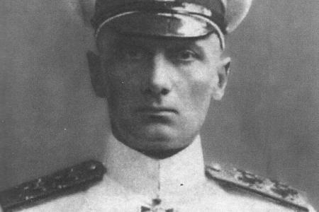 Проект KPRF.RU "Хроника революции". 23 июня 1917 года: В связи с отменой демонстрации 10 июня большевикам удалось удержать массы от выступления