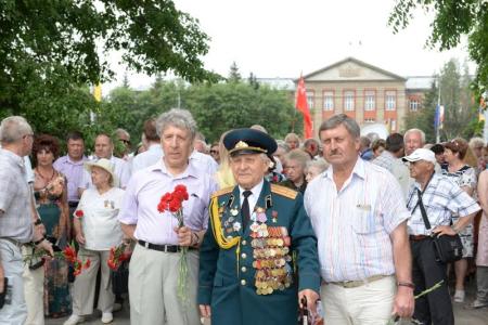 «Никто не забыт, ничто не забыто»: День памяти и скорби прошел в Новосибирске