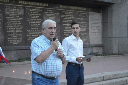 В Севастополе зажгли традиционную «Звезду памяти»