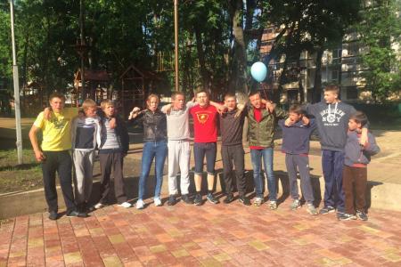 В Белгороде коммунисты и комсомольцы отпраздновали День защиты детей