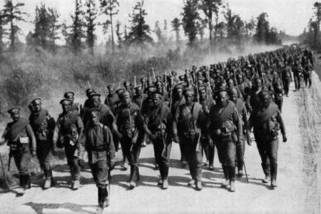 Проект KPRF.RU "Хроника революции". 8 июня 1917 года: Нарастает кризис в связи с решением Кронштадтского совета не подчиняться Временному правительству, Ленин дал показания по «делу провокатора Малиновского»