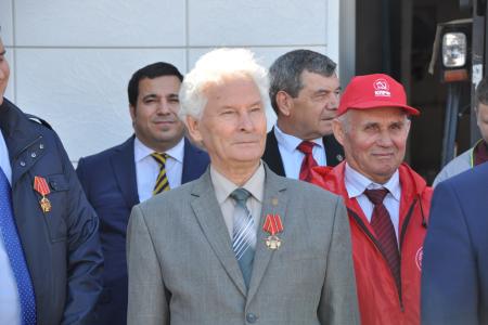 Из подмосковного Совхоза имени Ленина в Новороссию отправился 63-й гуманитарный конвой КПРФ