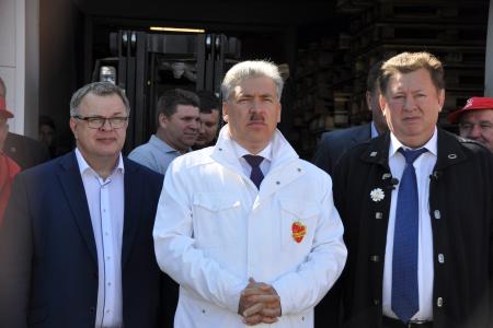 Из подмосковного Совхоза имени Ленина в Новороссию отправился 63-й гуманитарный конвой КПРФ
