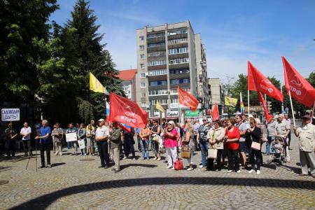 Калининград. Коммунисты провели митинг в защиту прав граждан