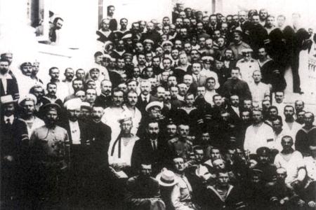 Проект KPRF.RU "Хроника революции". 20 июня 1917 года: Временное правительство утвердило положение о Всероссийском Земском Союзе, открылся Всероссийский казачий съезд​