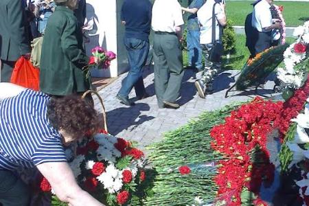 Саратов: День памяти и скорби
