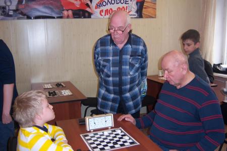 В Кемеровской области проходят массовые мероприятия, посвящённые столетию Великой Октябрьской социалистической революции