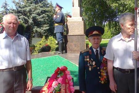 Саратов: День памяти и скорби