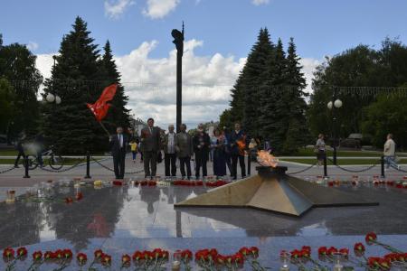 Коммунисты и комсомольцы Марий Эл почтили память павших в годы Великой Отечественной войны
